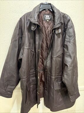Vintage-Style Men's Brown Leather Pea Coat by Ami
